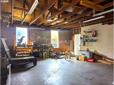 Tiny photo for 76232 Beech St, Oakridge, OR 97463 (MLS # 600557890)