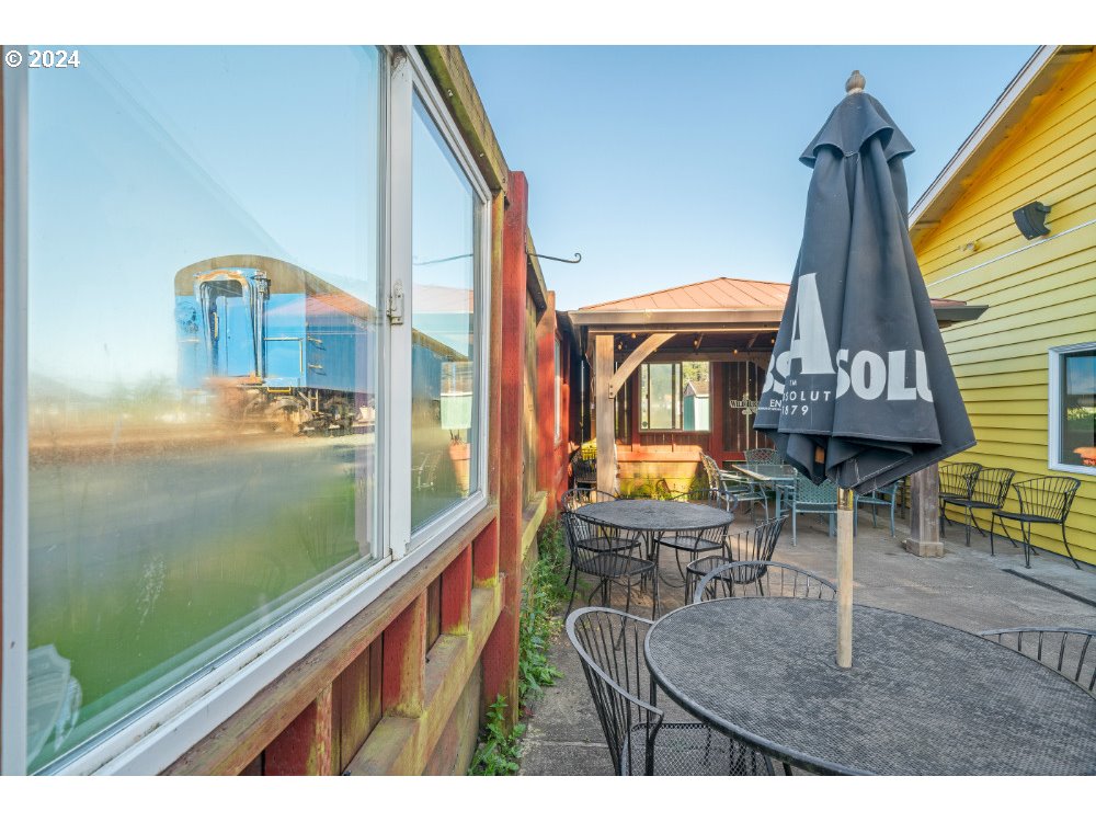 Garibaldi, Oregon 97118, United States, ,Commercial,Active,55061