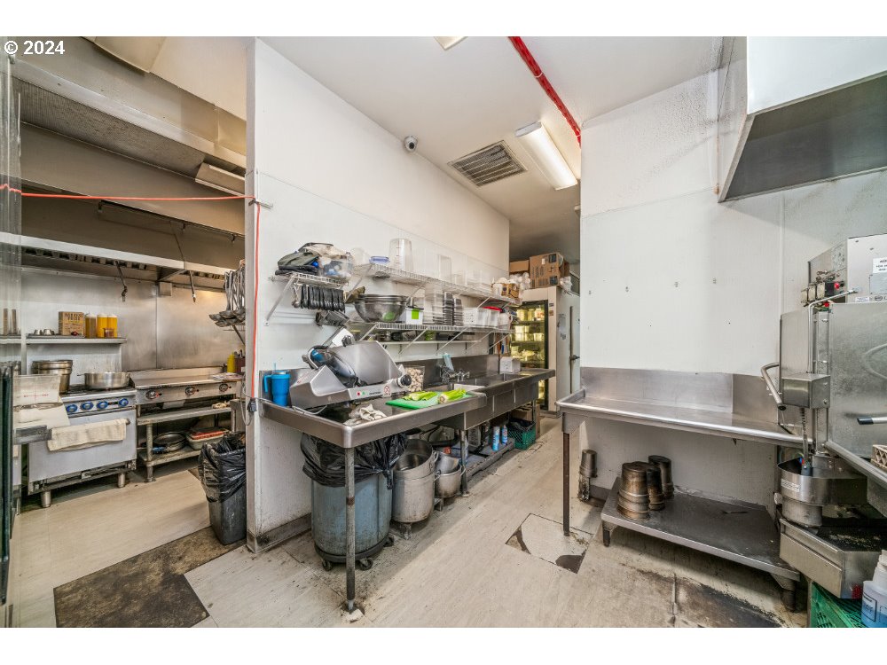 Garibaldi, Oregon 97118, United States, ,Commercial,Active,55061