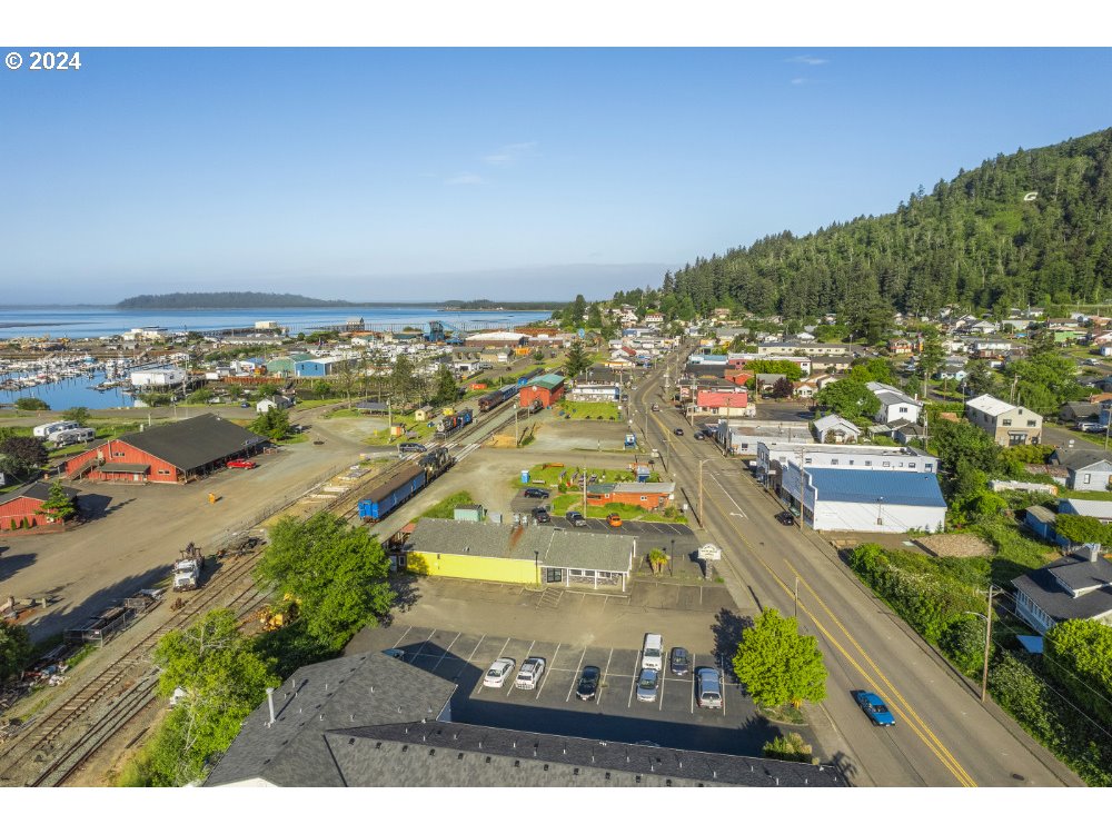 Garibaldi, Oregon 97118, United States, ,Commercial,Active,55061