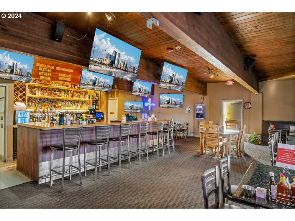 Garibaldi, Oregon 97118, United States, ,Commercial,Active,55061