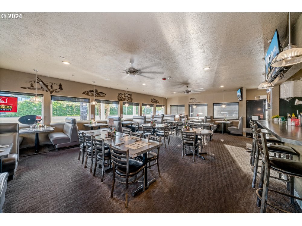 Garibaldi, Oregon 97118, United States, ,Commercial,Active,55061