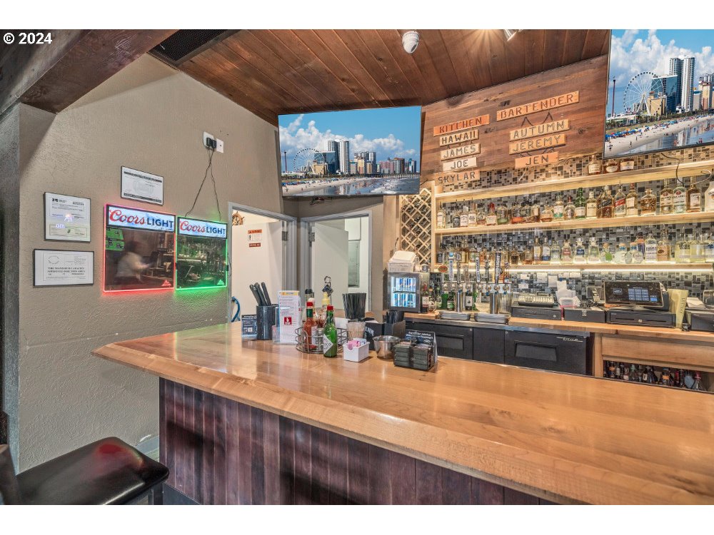 Garibaldi, Oregon 97118, United States, ,Commercial,Active,55061