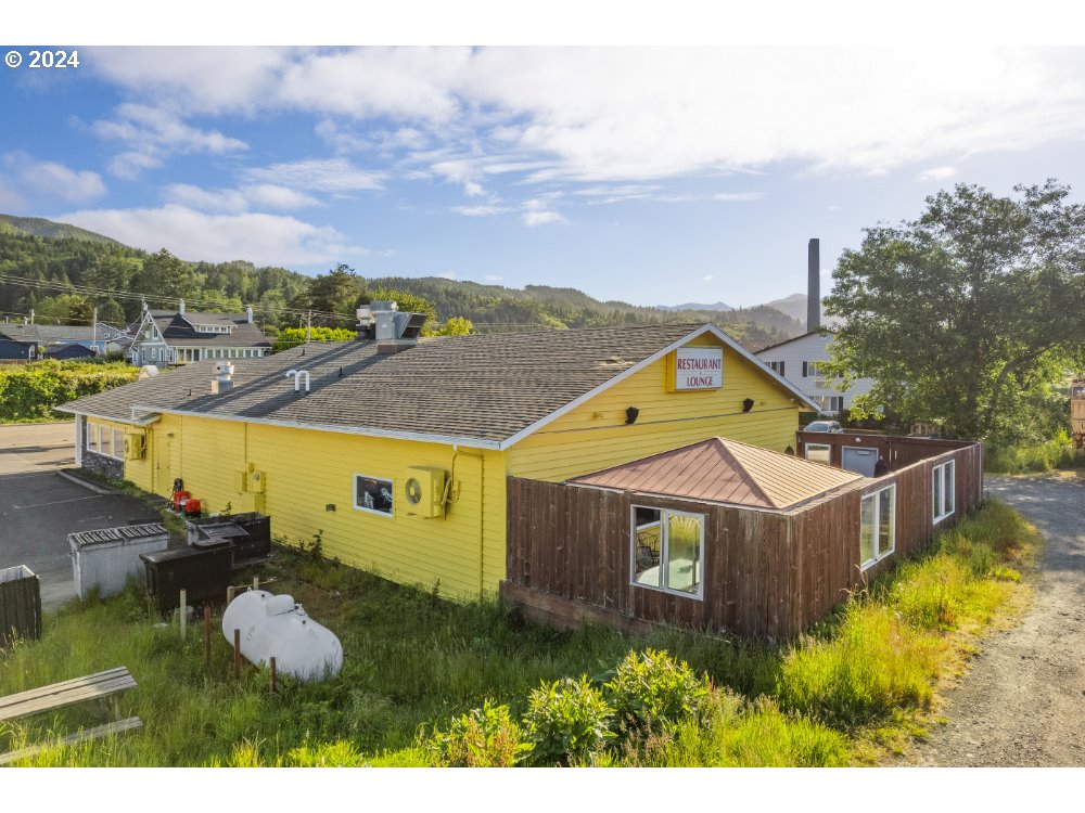 Garibaldi, Oregon 97118, United States, ,Commercial,Active,55061