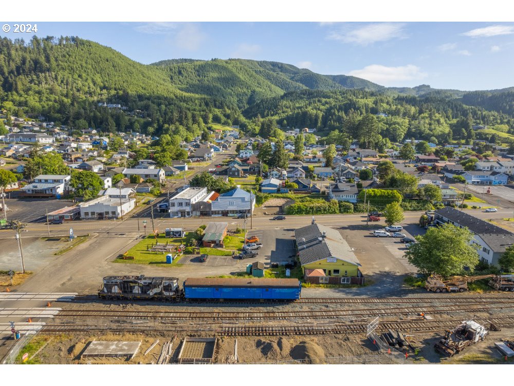 Garibaldi, Oregon 97118, United States, ,Commercial,Active,55061