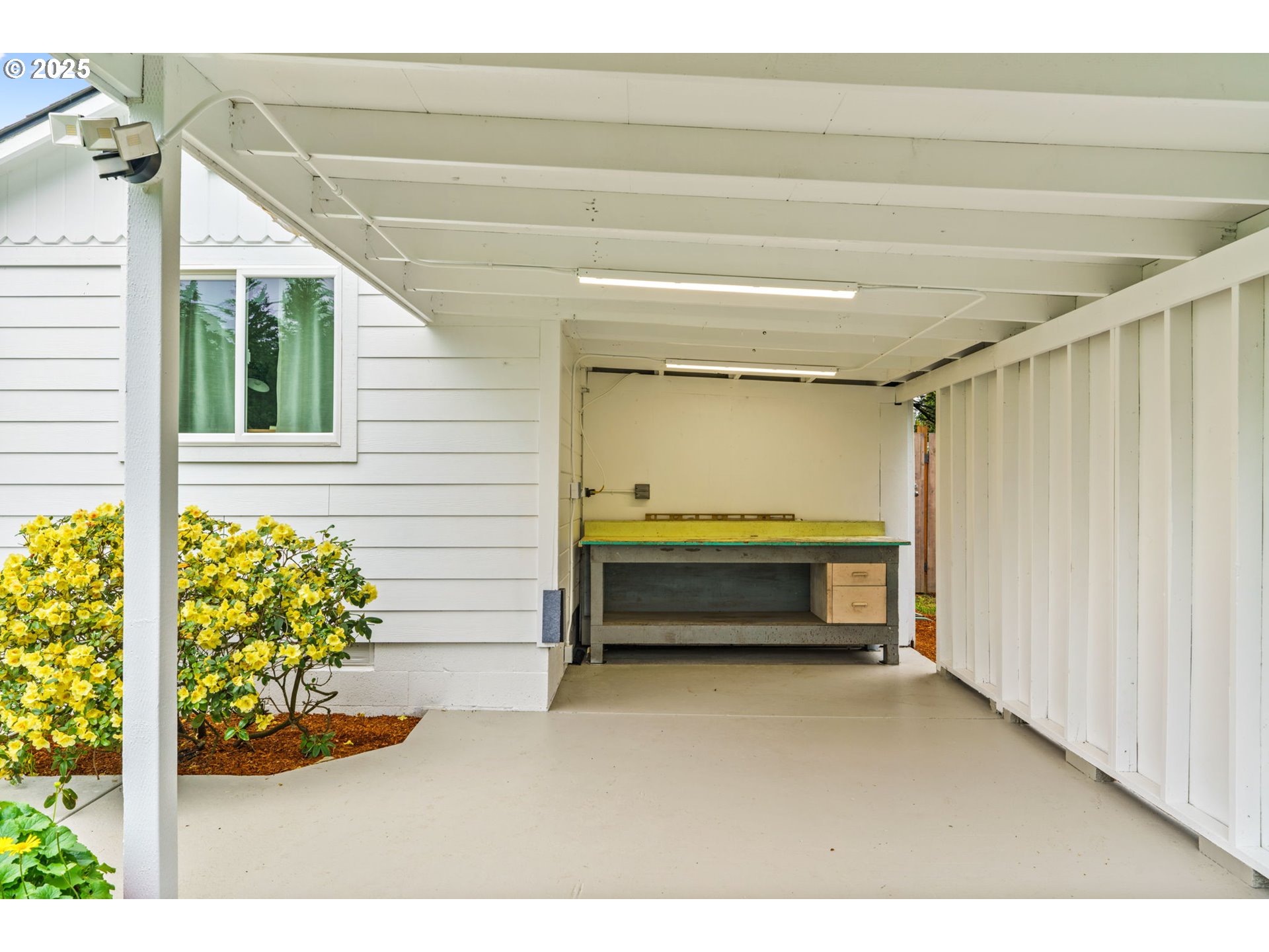 240 AZALEA DR