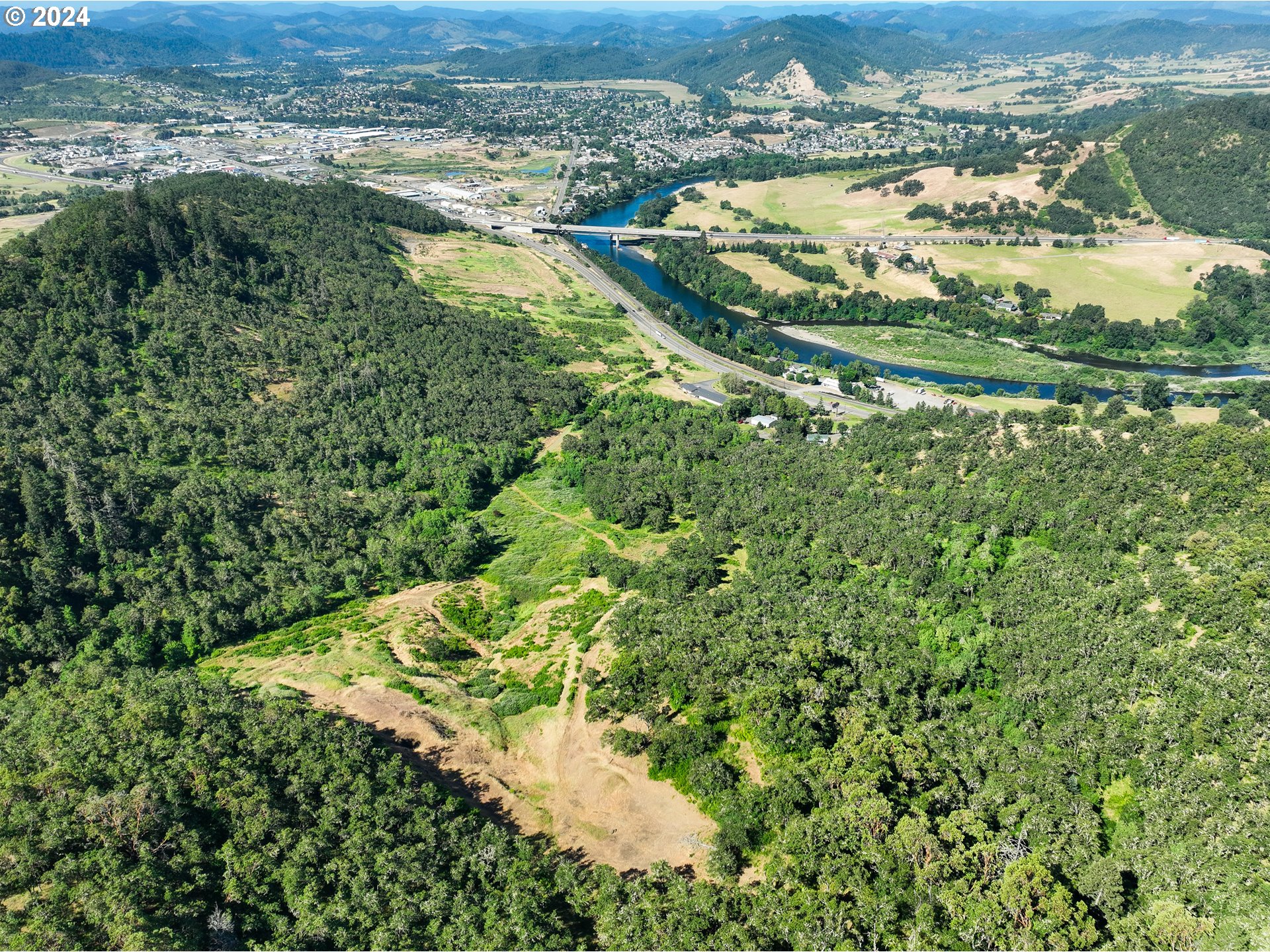 3136 OLD HIGHWAY 99
