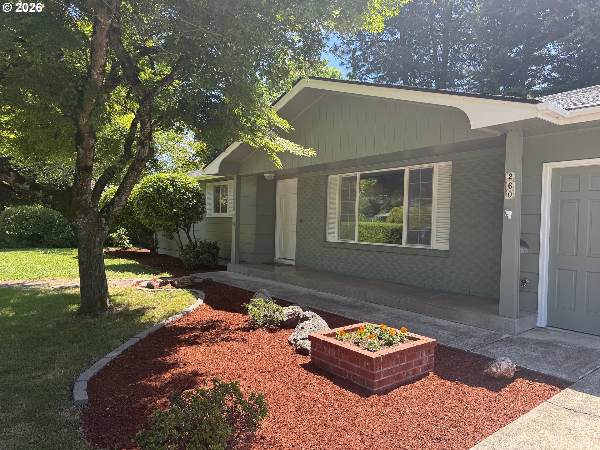 260 SUSAN ST
