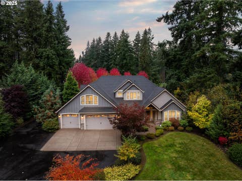 Featured picture for the property 771384140