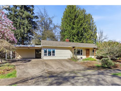 1090 CORYDON ST Eugene OR 97401