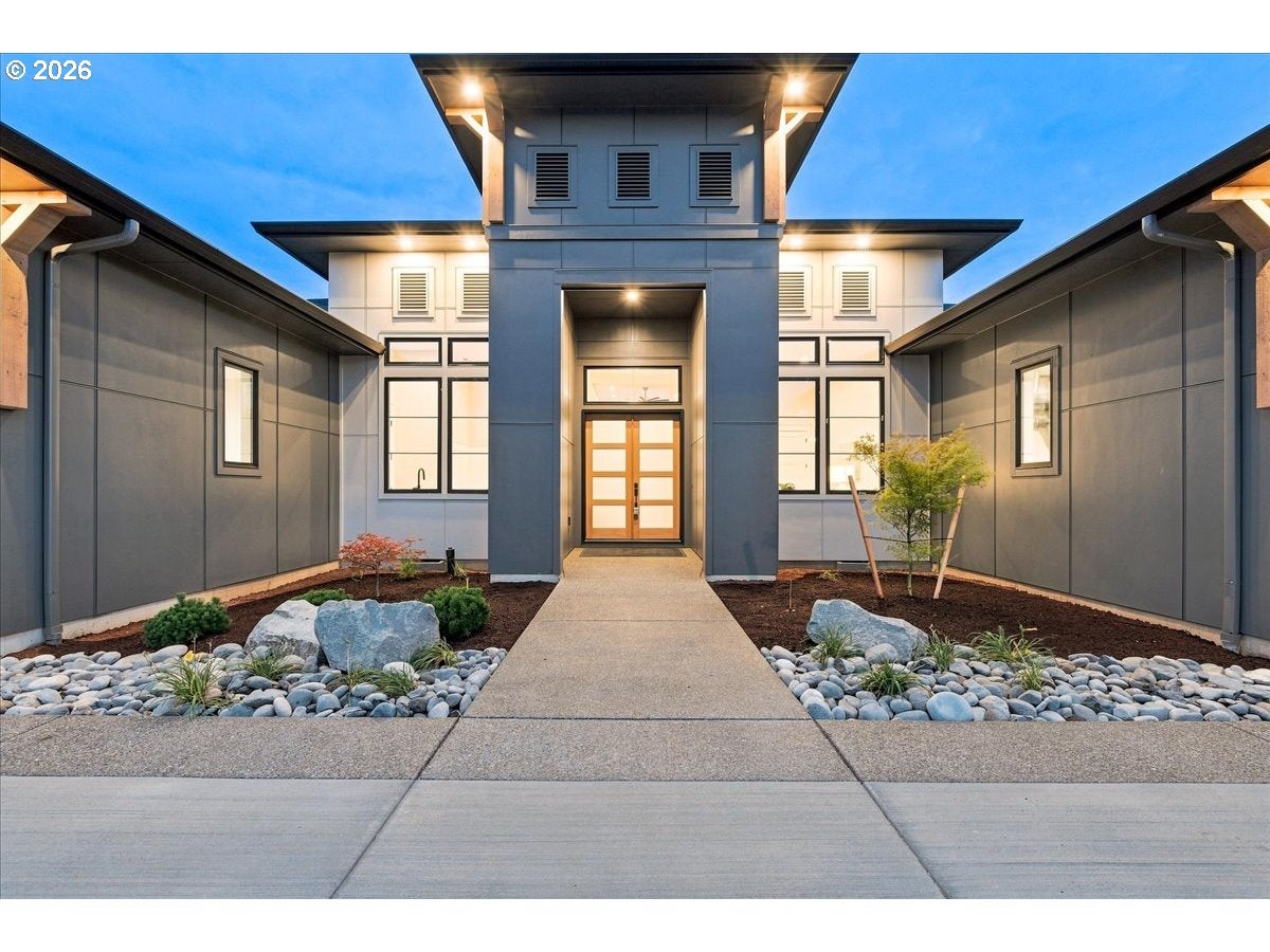 2546 NW 16TH AVE