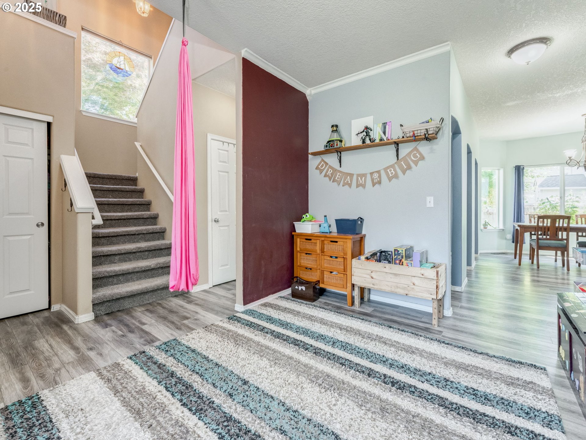 St Helens, Oregon 97051, United States, 4 Bedrooms Bedrooms, ,3 BathroomsBathrooms,Residential,Active,150713