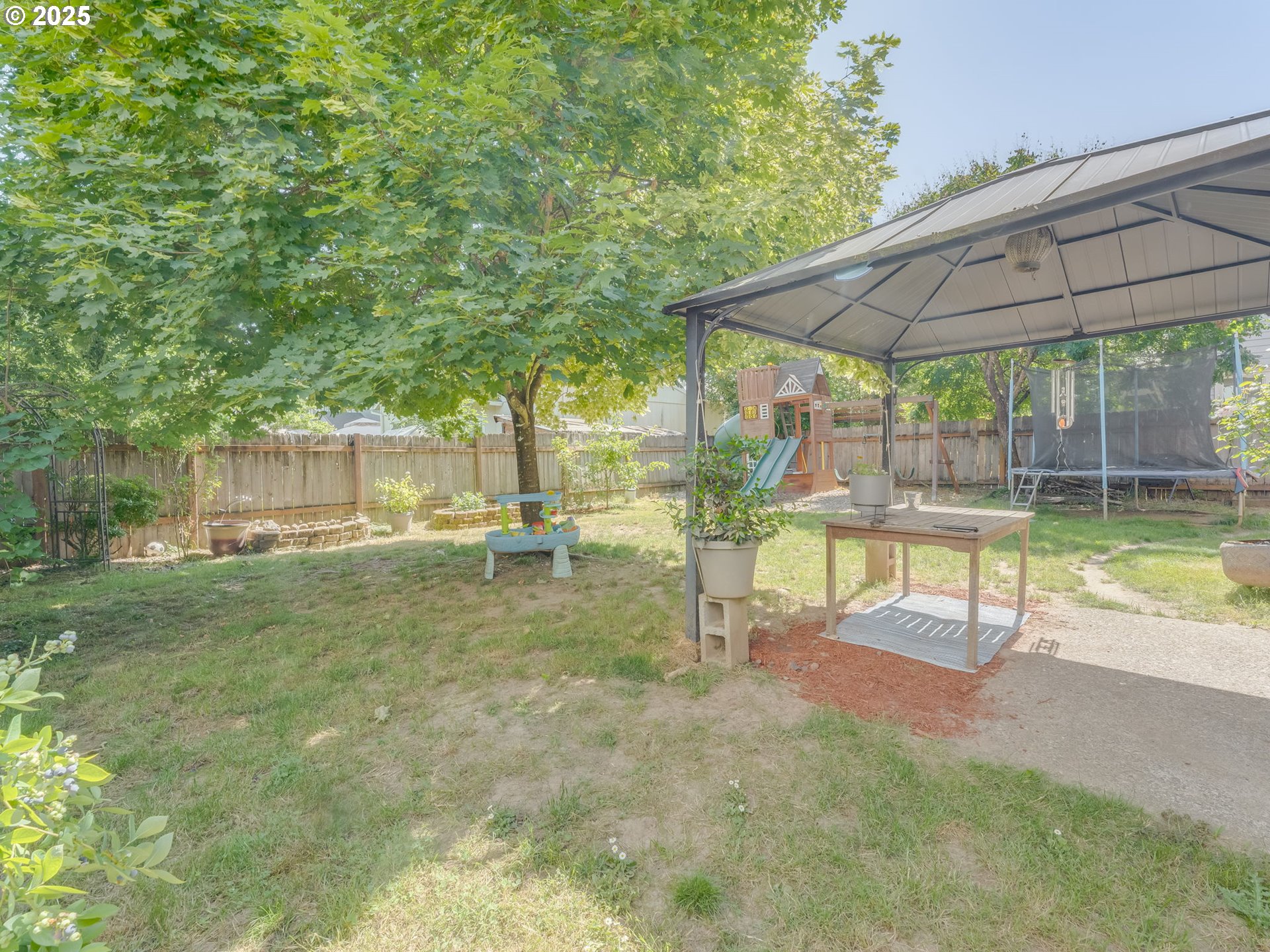 St Helens, Oregon 97051, United States, 4 Bedrooms Bedrooms, ,3 BathroomsBathrooms,Residential,Active,150713