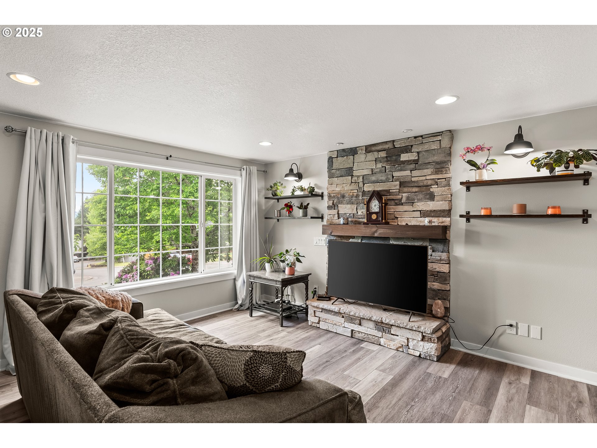 23330 SW ORCHARD HEIGHTS PL