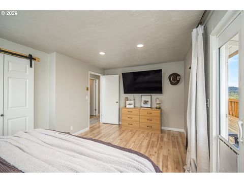 Tiny photo for 745 Boulder Loop, Creswell, OR 97426 (MLS # 415772036)