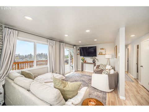 Tiny photo for 745 Boulder Loop, Creswell, OR 97426 (MLS # 415772036)