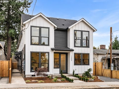 7381 N Mobile AVE Portland OR 97217