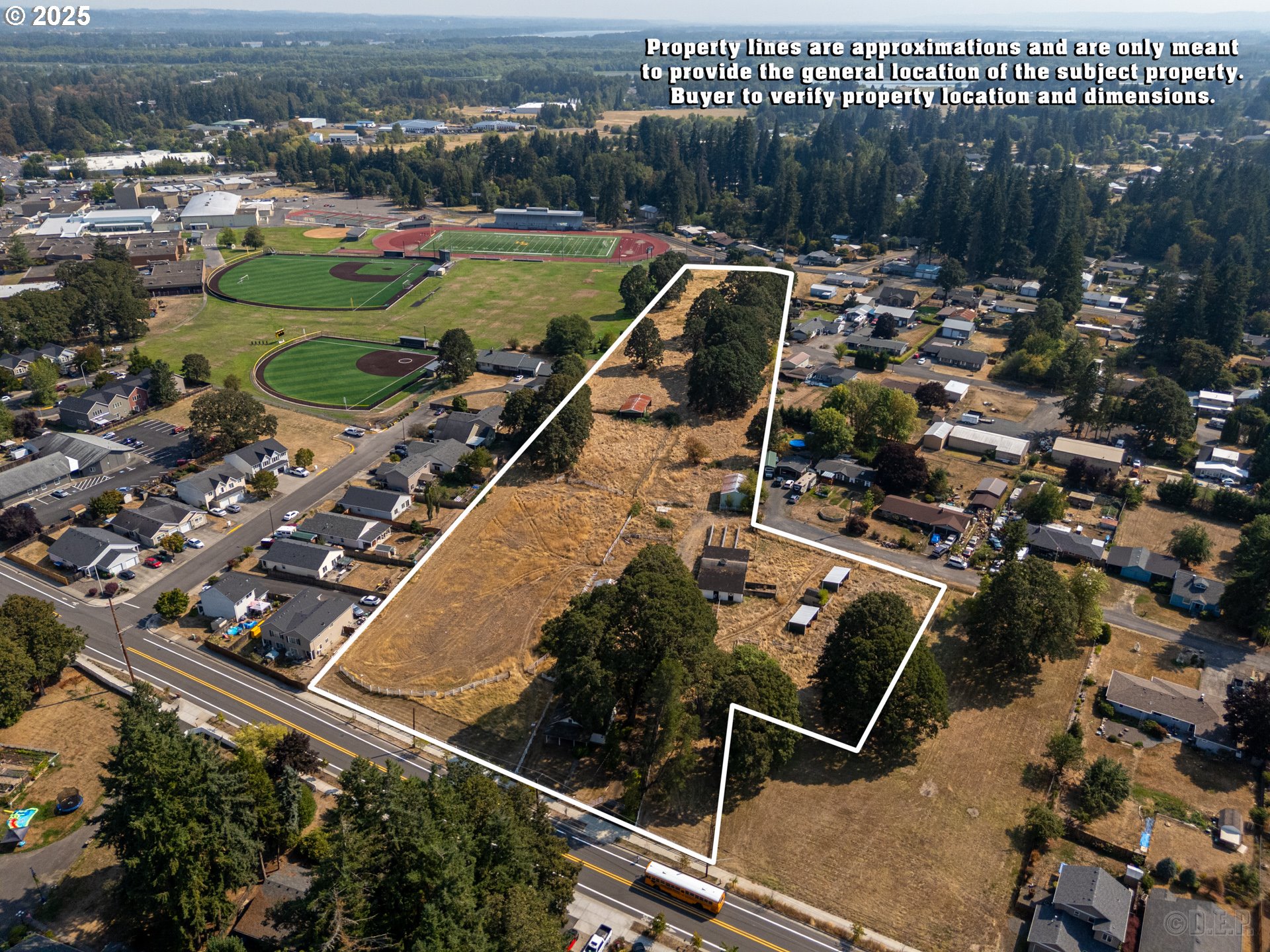 Photo 1 of 10 — 2675 GABLE RD, St Helens, OR 97051