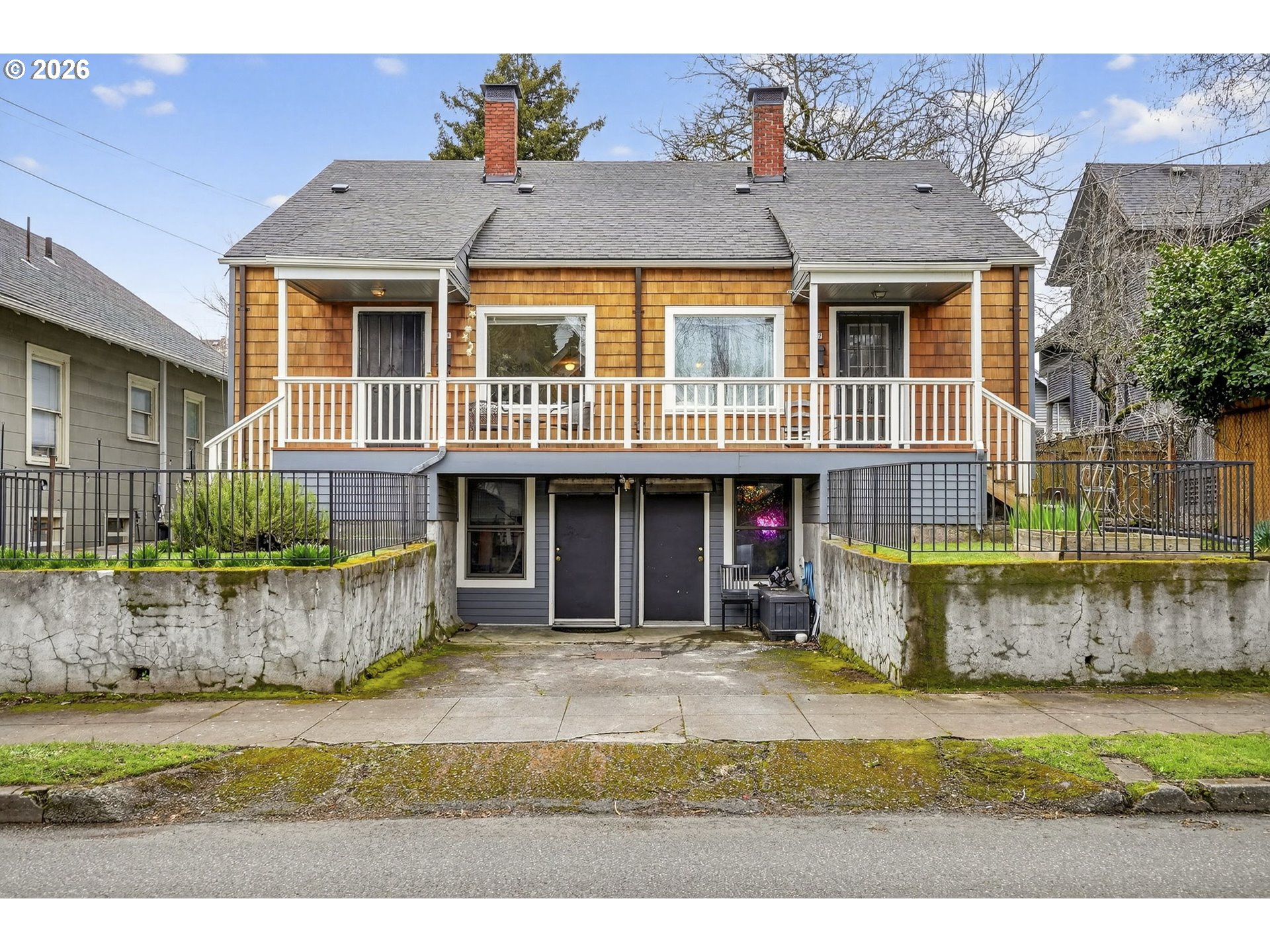 921/927 NE PRESCOTT ST