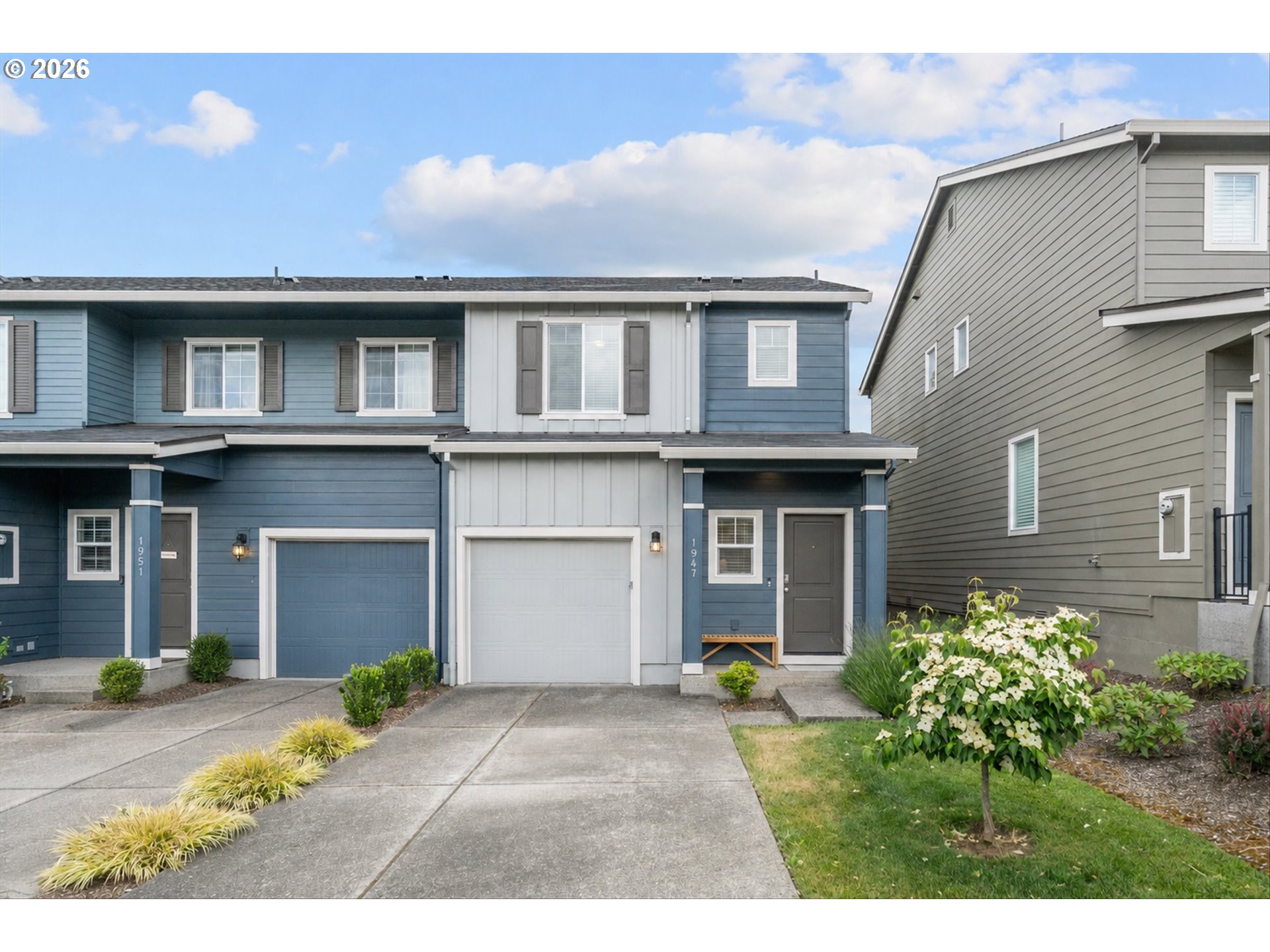 1947 NE 117TH CT