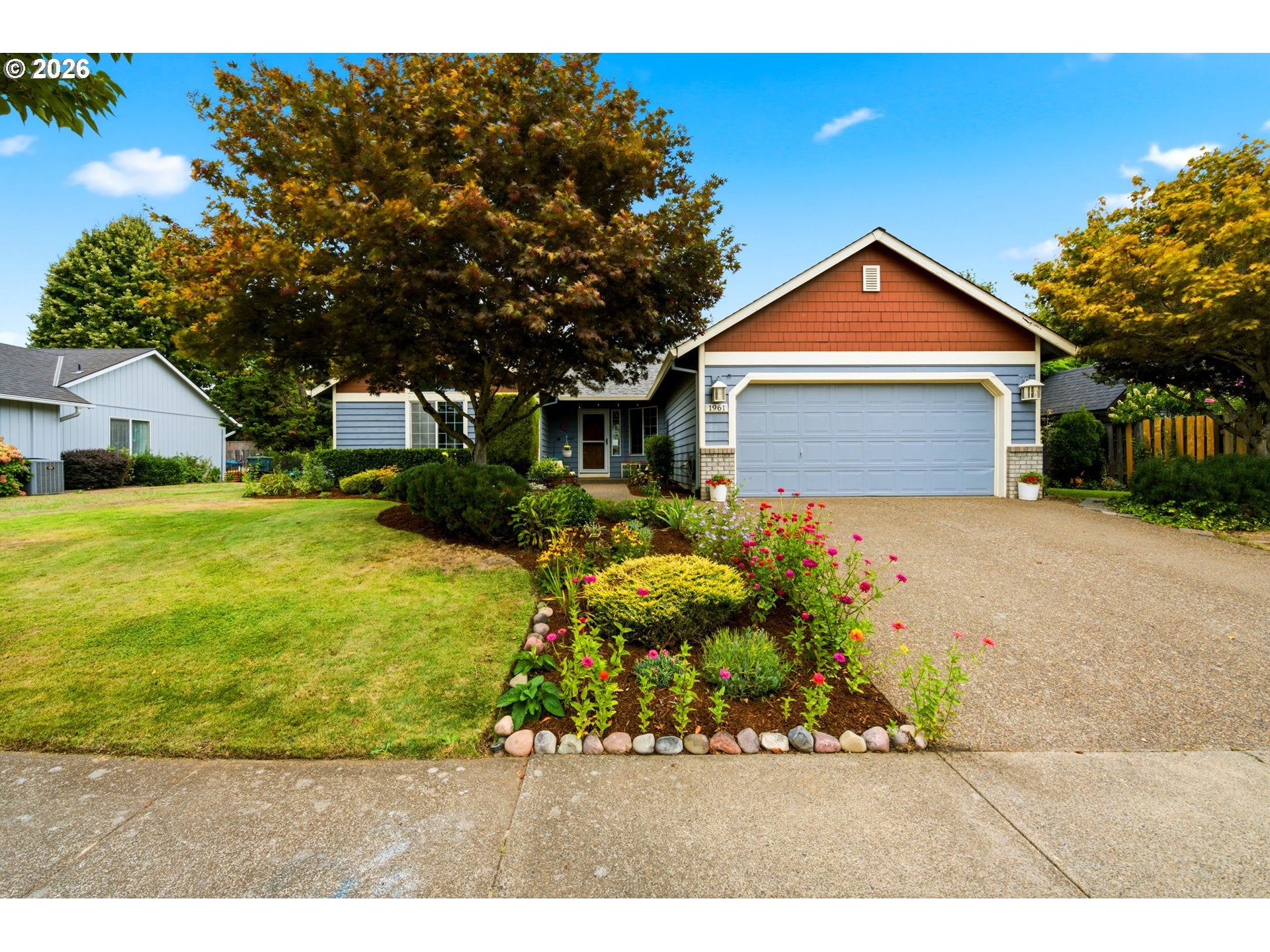 1961 NE COBURN DR