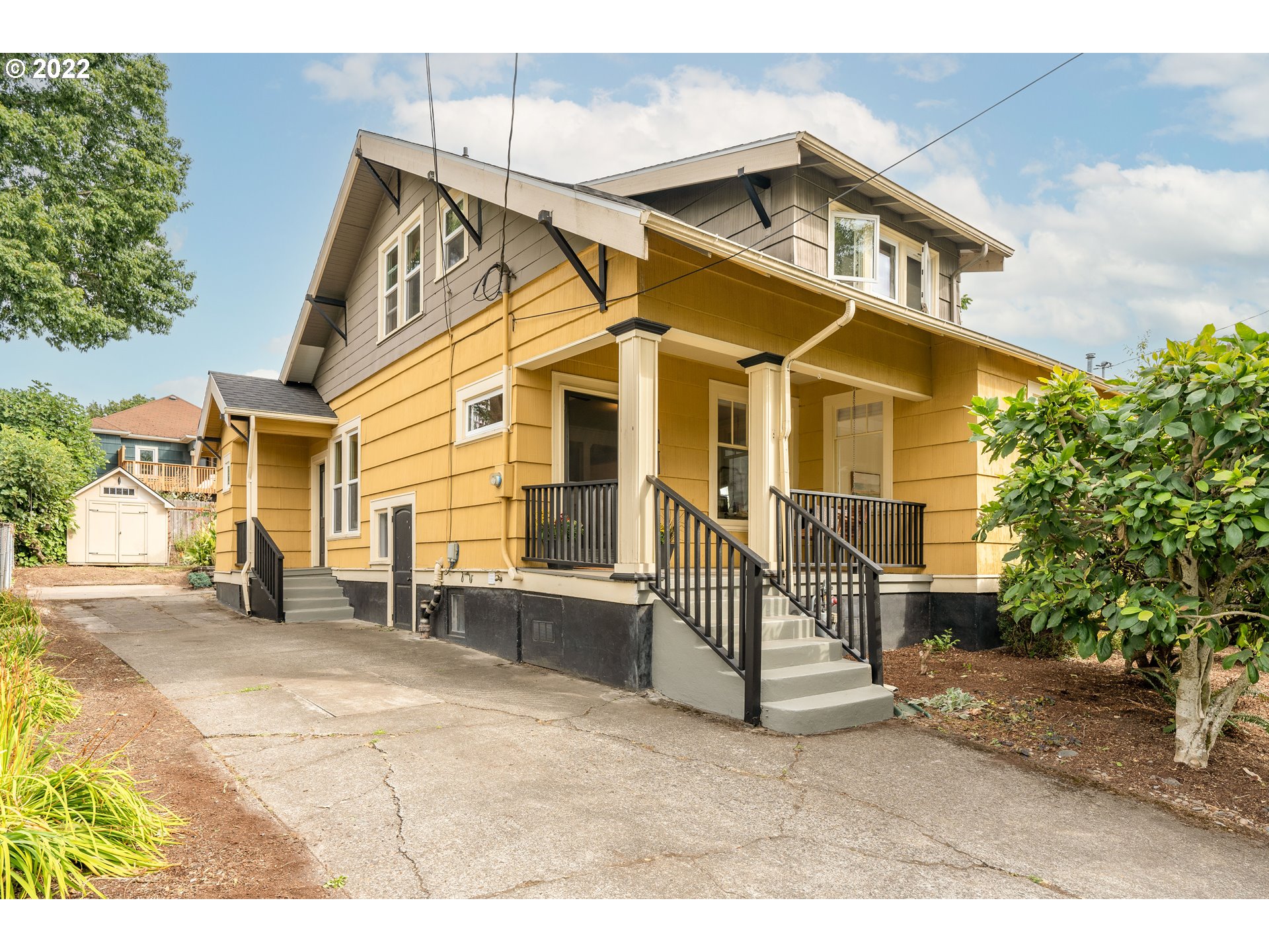 Photo 1 of 32 — 4012 SE 29TH AVE, Portland, OR 97202