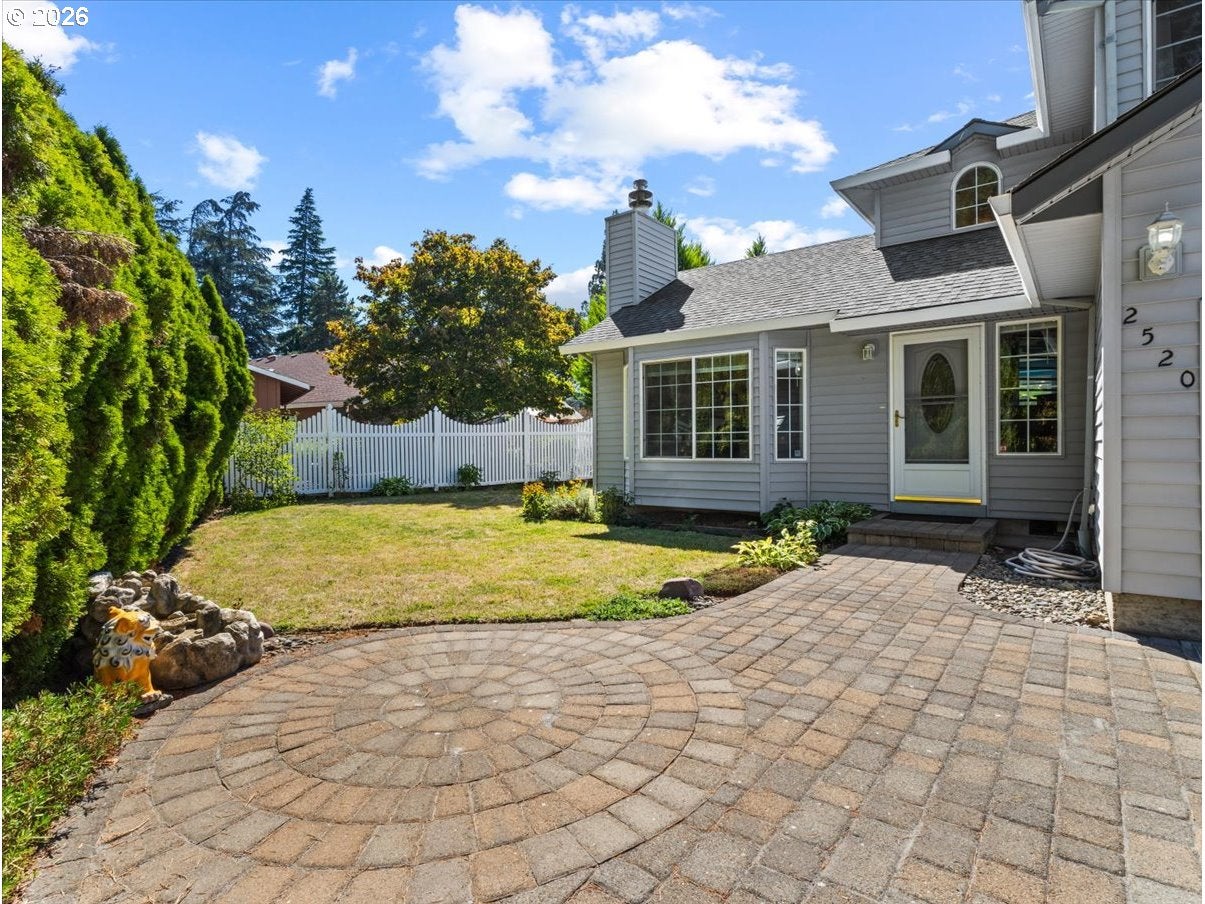 2520 GALES WAY