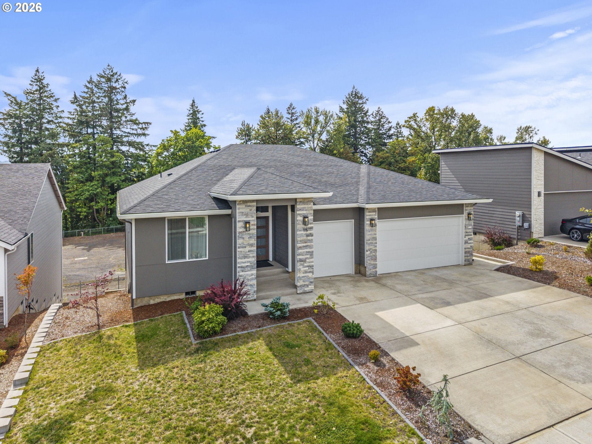 15 ALEXIA CT
