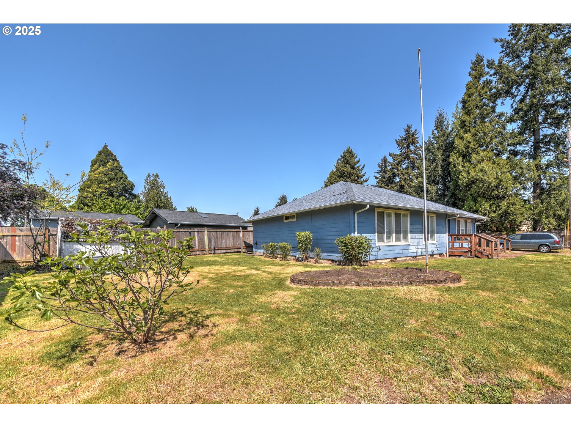 3847 SOUZA ST