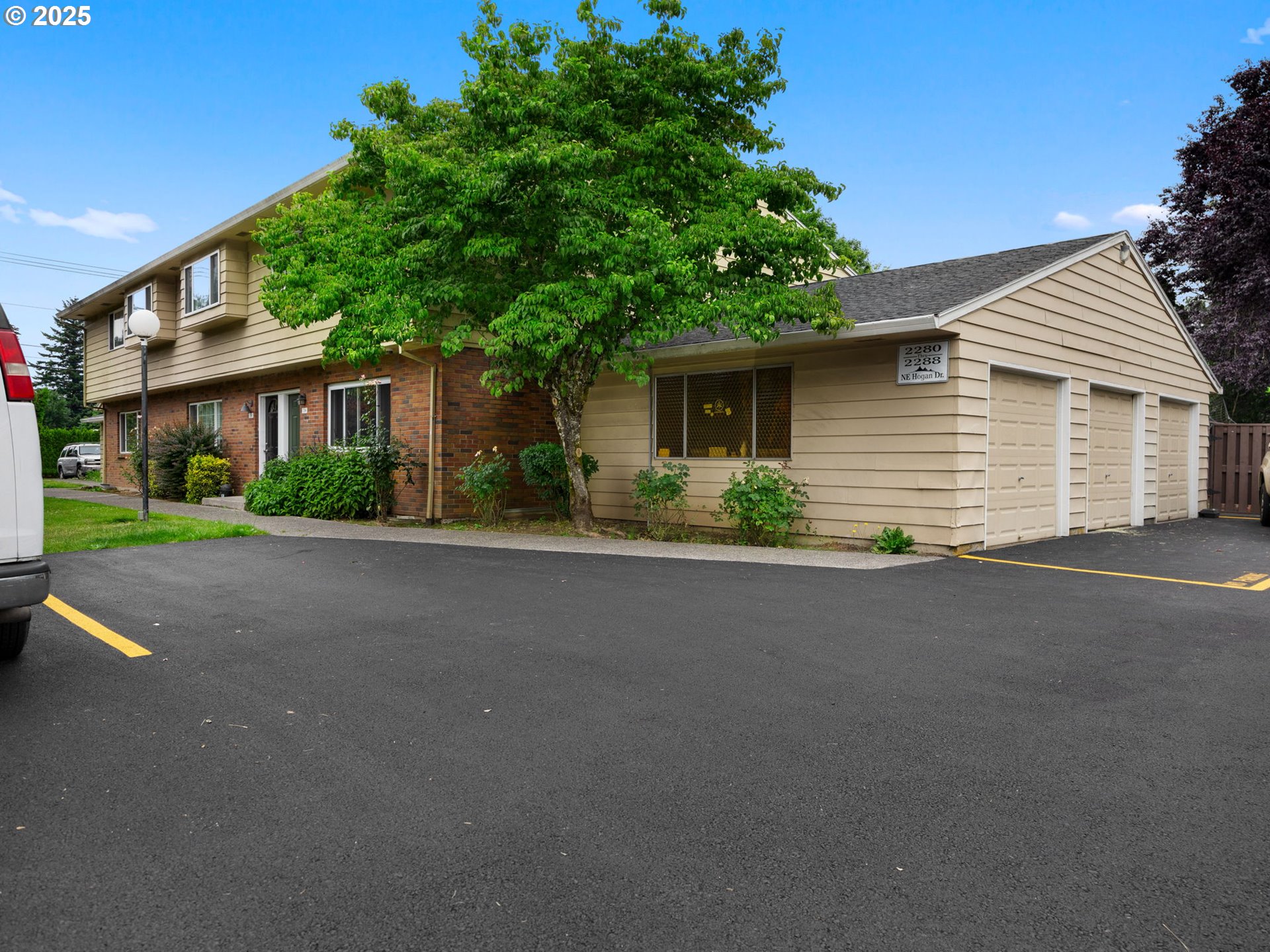 Gresham, Oregon 97030, United States, 3 Bedrooms Bedrooms, ,2 BathroomsBathrooms,Residential,Active,161332