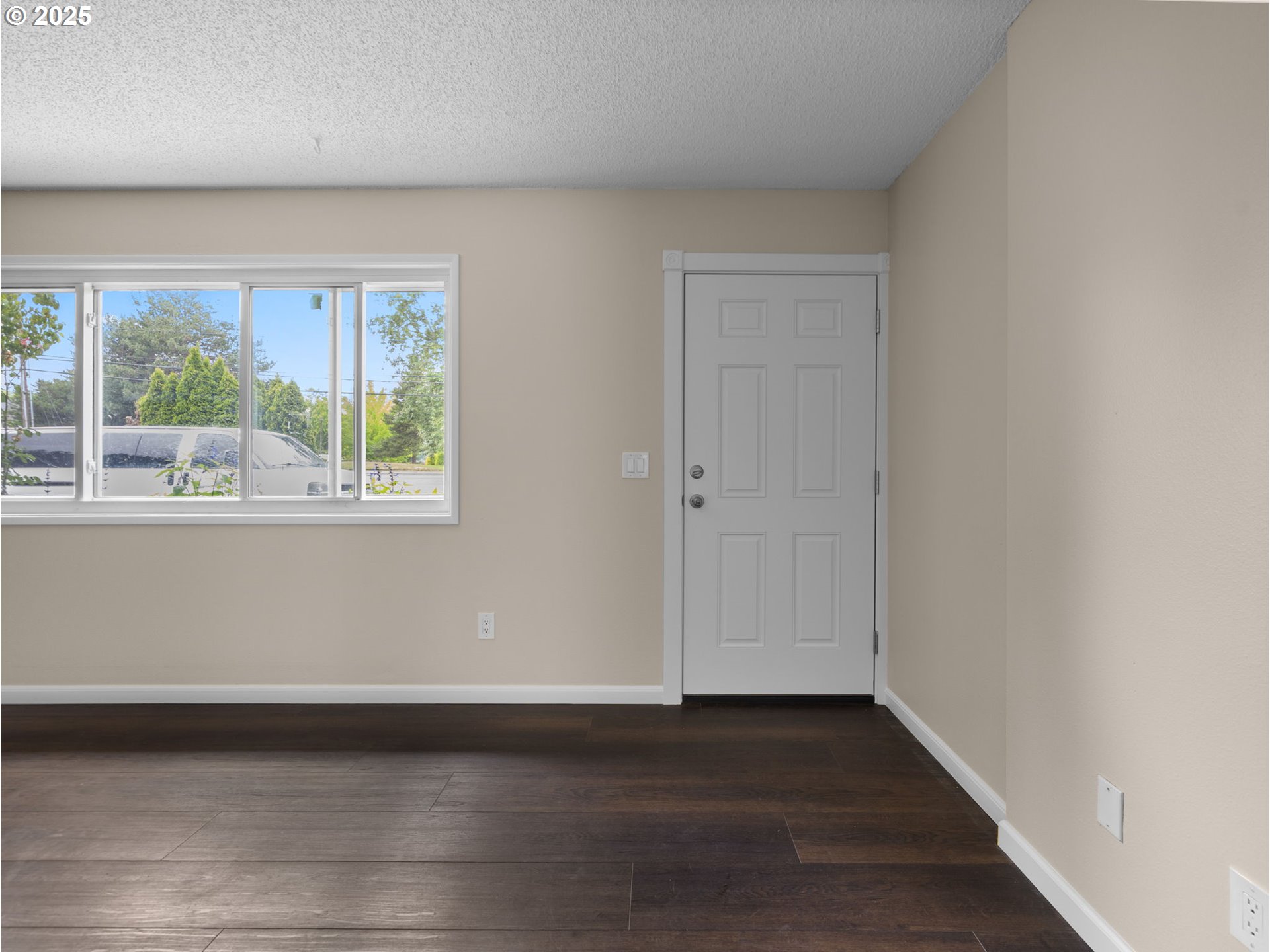 Gresham, Oregon 97030, United States, 3 Bedrooms Bedrooms, ,2 BathroomsBathrooms,Residential,Active,161332