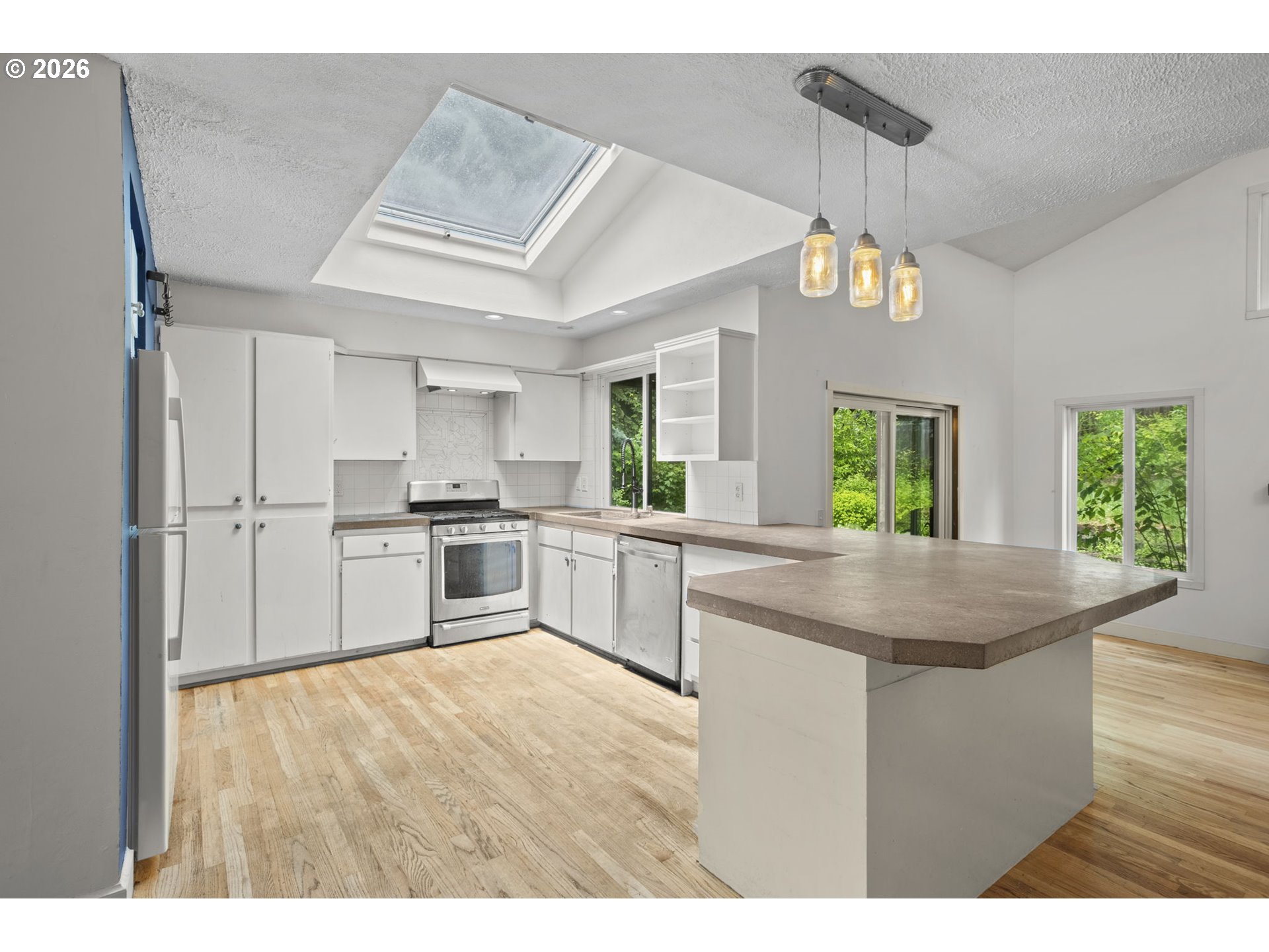 1389 SW TAYLORS FERRY CT