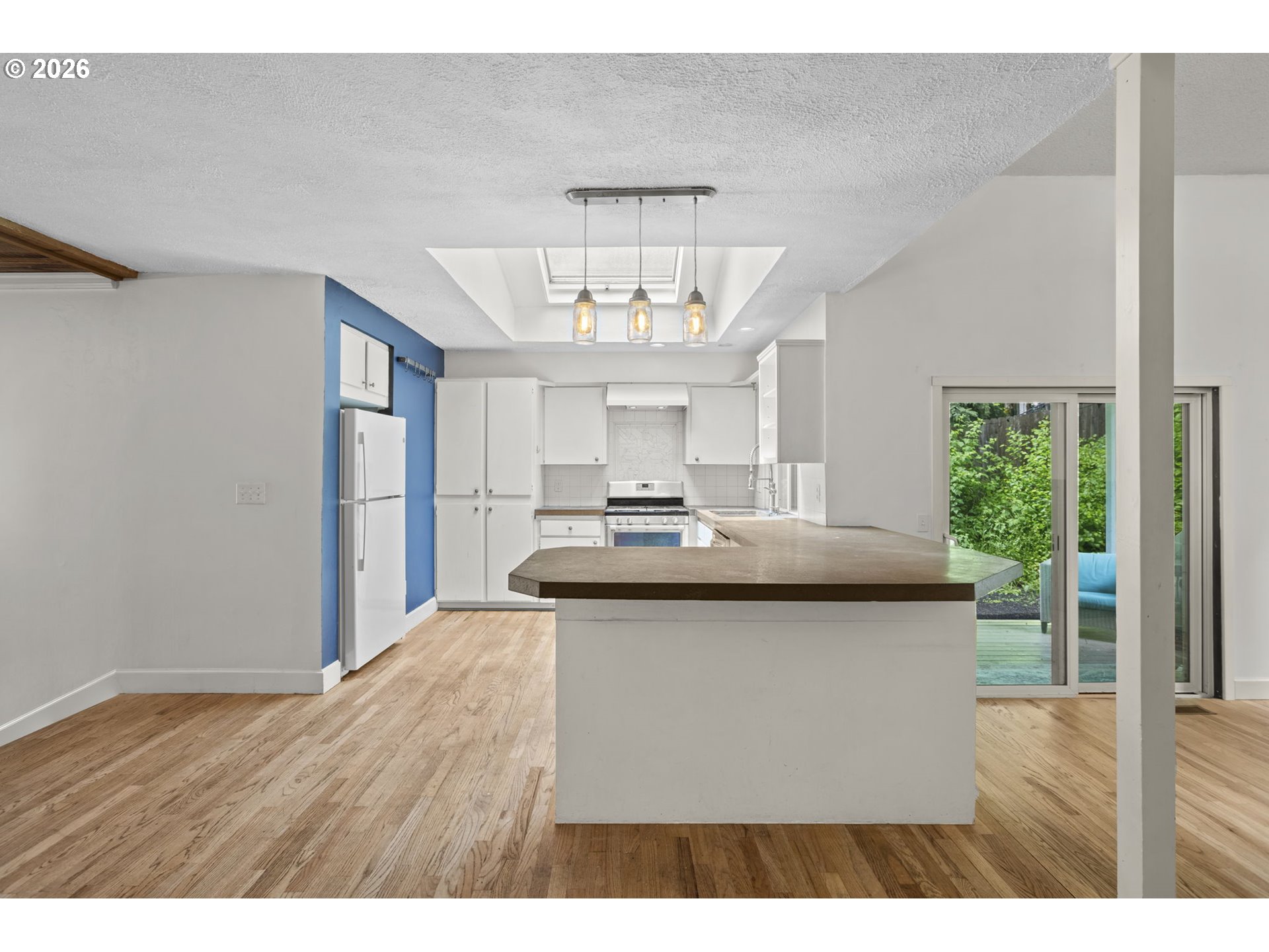 1389 SW TAYLORS FERRY CT