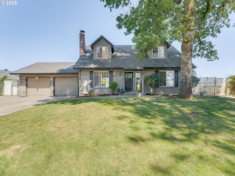 611 NW 4TH PL Battle Ground WA 98604