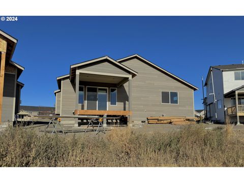 A home in Hermiston