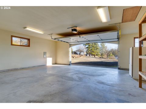 A home in Goldendale