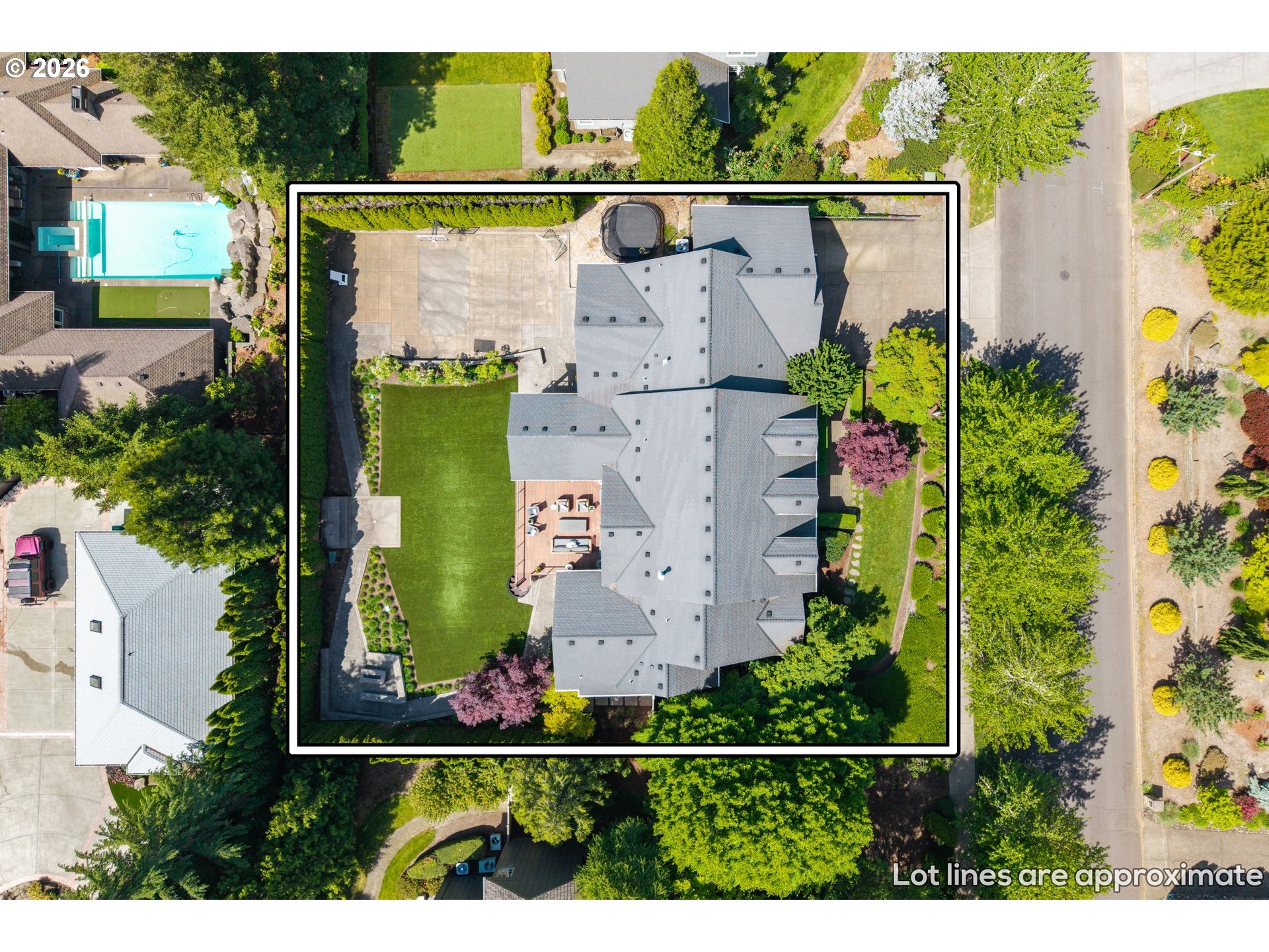 6330 SW SWEETBRIAR CT