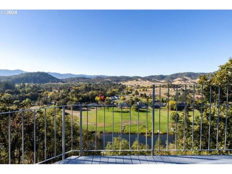 A home in Roseburg