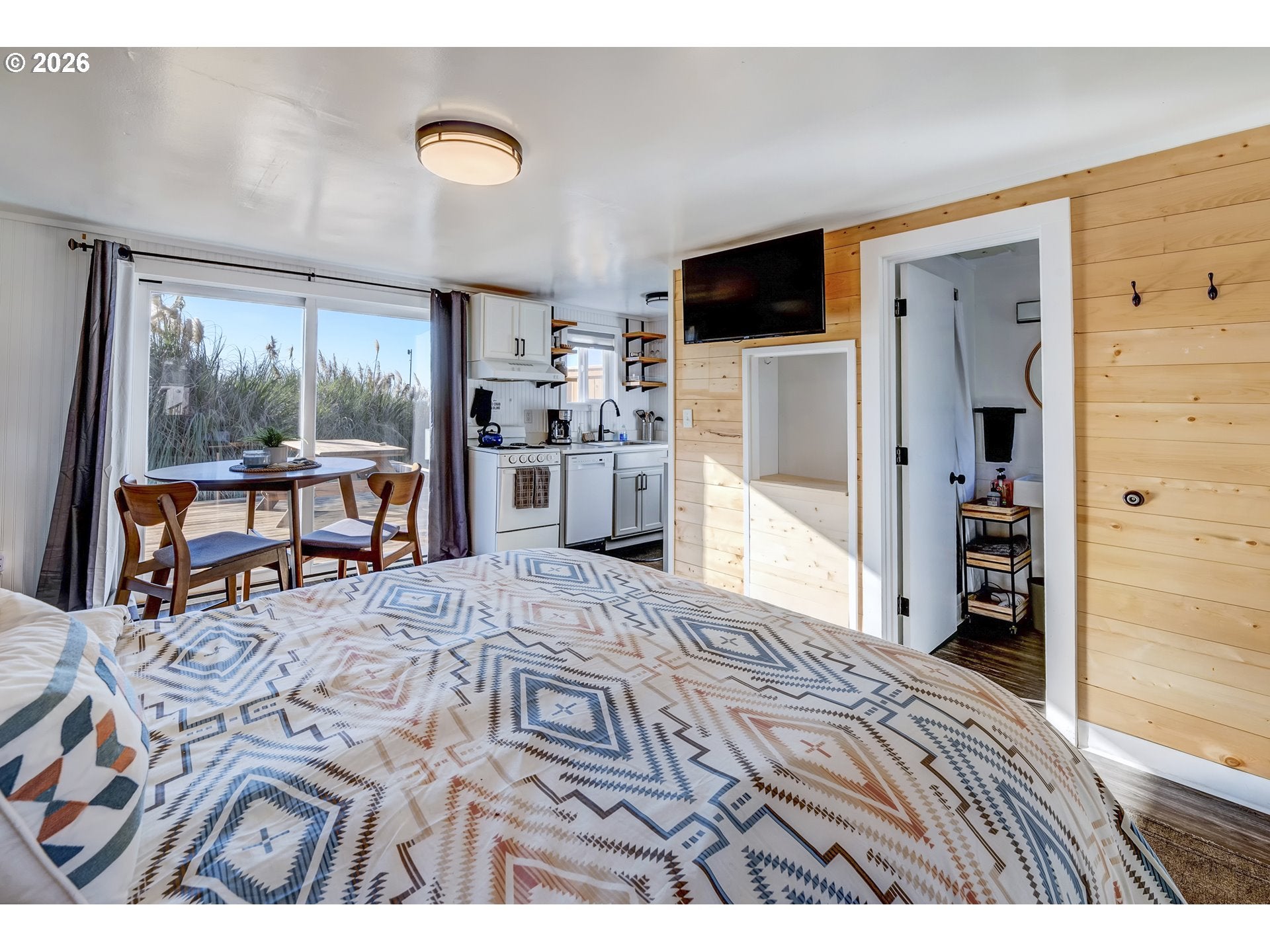 95500 HIGHWAY 101