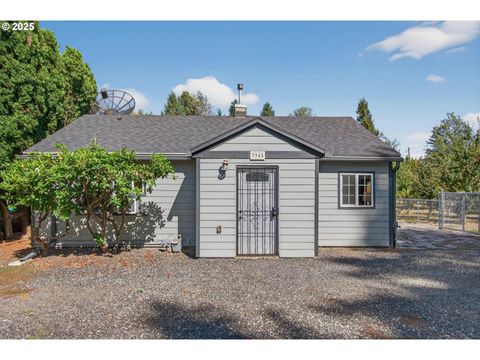 3945 NE BRYANT ST Portland OR 97211