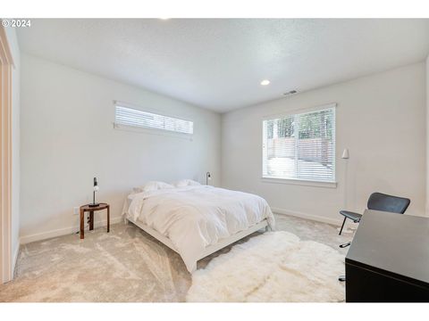 Tiny photo for 170 Rockcrest Dr, Lowell, OR 97452 (MLS # 494360140)