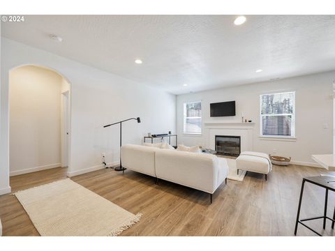 Tiny photo for 170 Rockcrest Dr, Lowell, OR 97452 (MLS # 494360140)