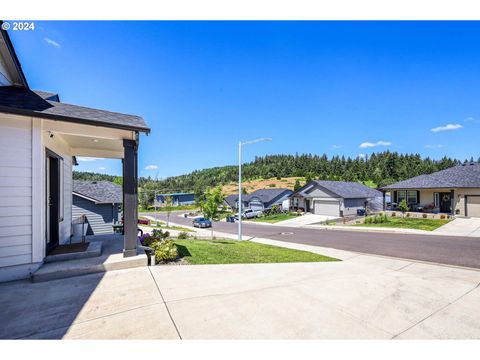 Tiny photo for 170 Rockcrest Dr, Lowell, OR 97452 (MLS # 494360140)