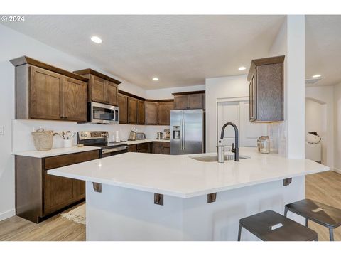 Tiny photo for 170 Rockcrest Dr, Lowell, OR 97452 (MLS # 494360140)