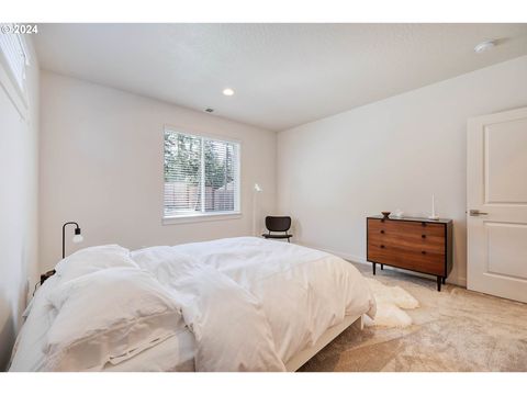 Tiny photo for 170 Rockcrest Dr, Lowell, OR 97452 (MLS # 494360140)