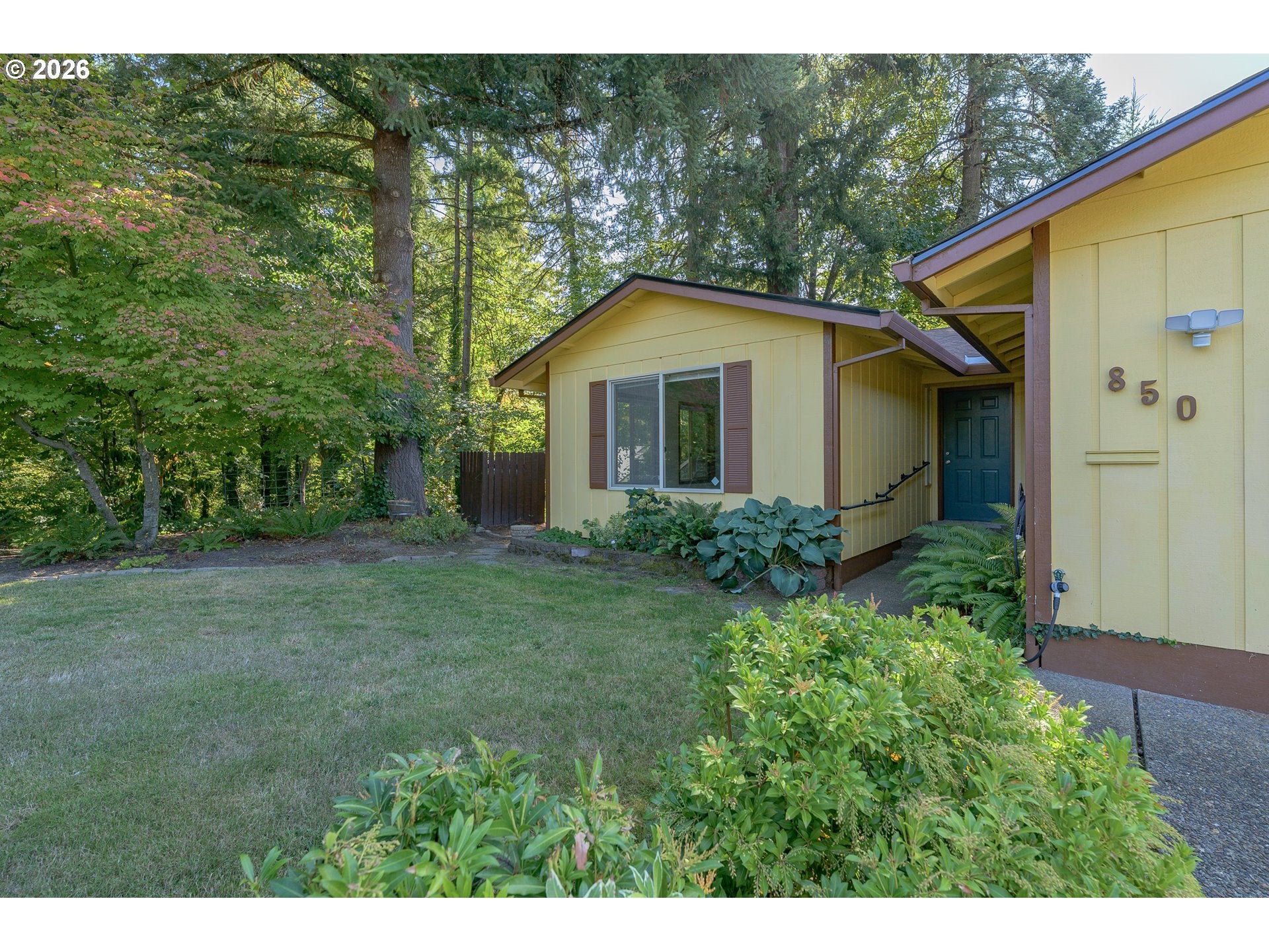 850 SE NAOMI WAY