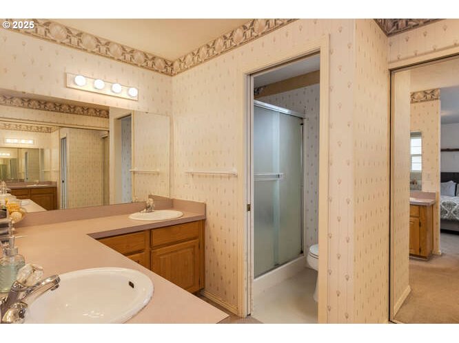 Dallas, Oregon 97338, United States, 3 Bedrooms Bedrooms, ,2 BathroomsBathrooms,Residential,Active,220783