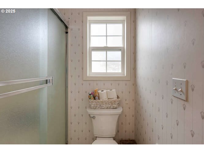 Dallas, Oregon 97338, United States, 3 Bedrooms Bedrooms, ,2 BathroomsBathrooms,Residential,Active,220783