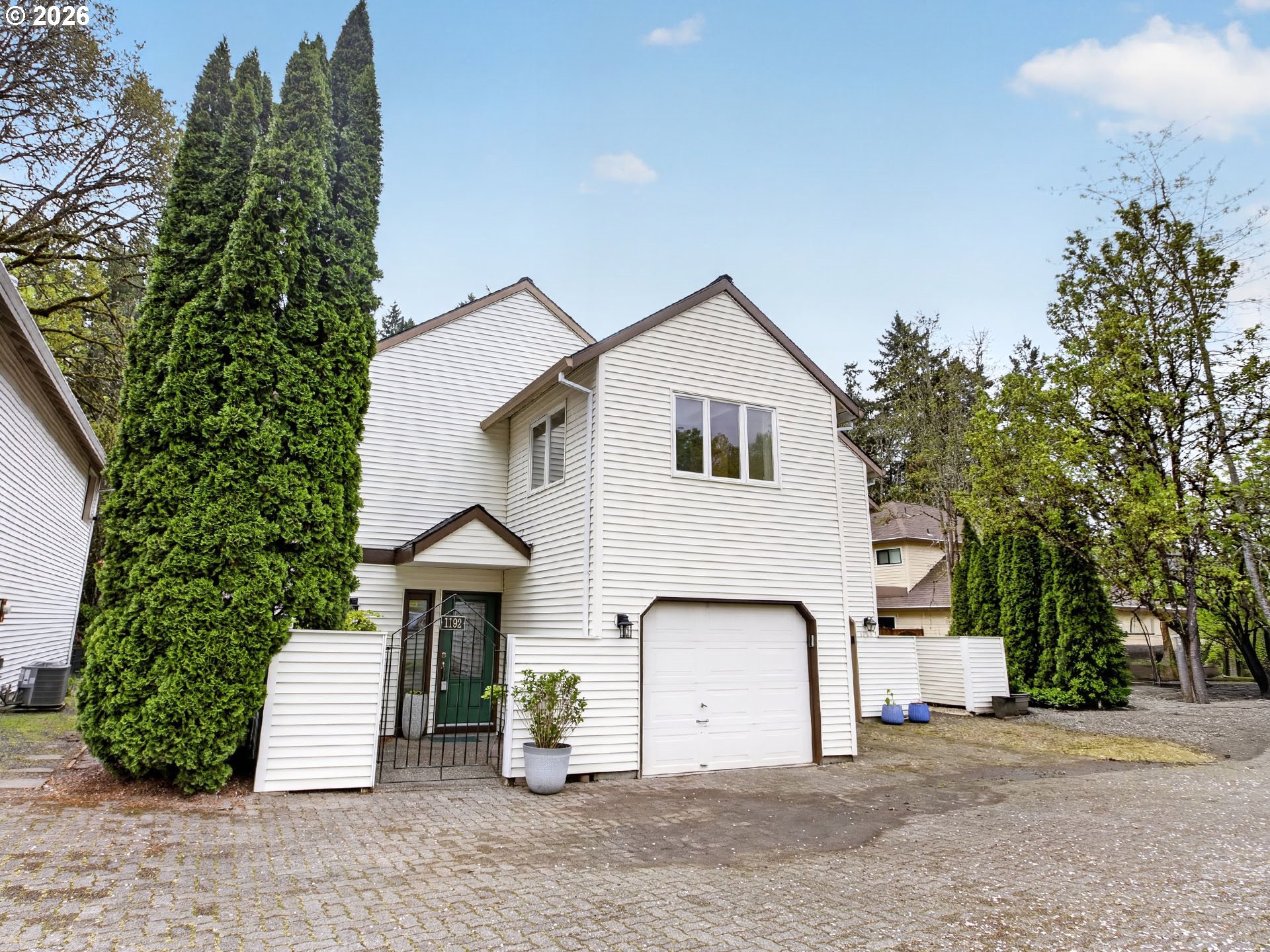 1192 NW WEYBRIDGE WAY