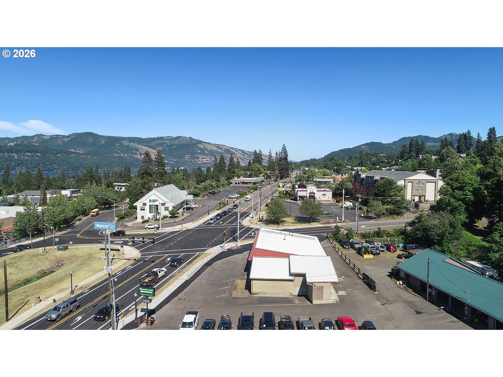 2727 CASCADE AVE